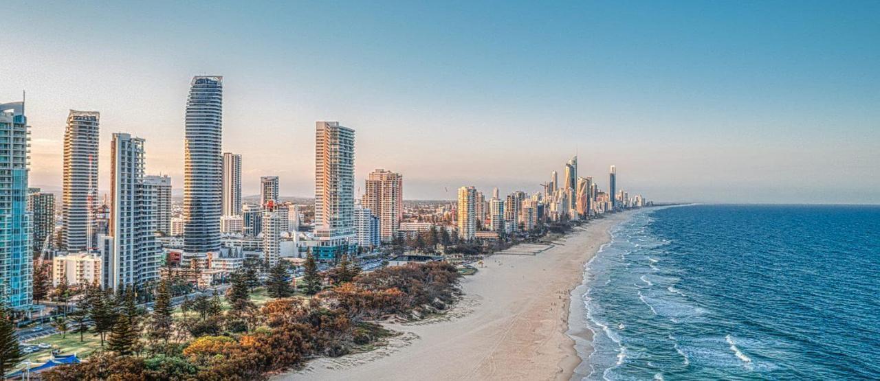 Air On Broadbeach Beachfront 2Level Stunning Apartment With 180 Degree Views Голд-Кост Экстерьер фото